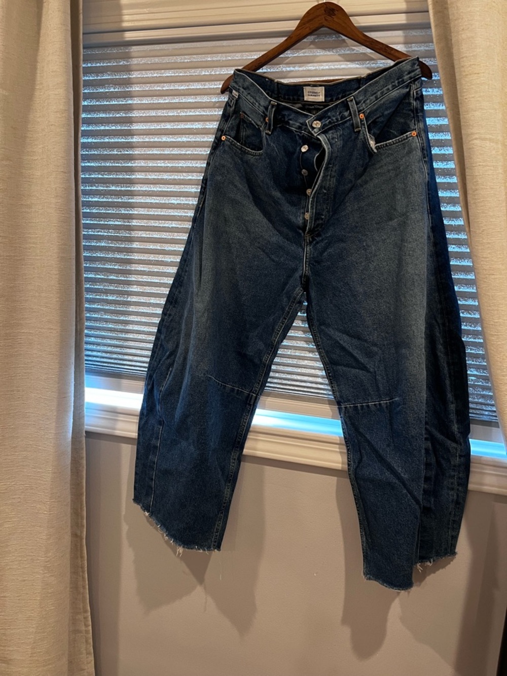 Citizens Of Humanity Blue Wide-Leg Jeans
LIKE NEw - Picture 9 of 10
